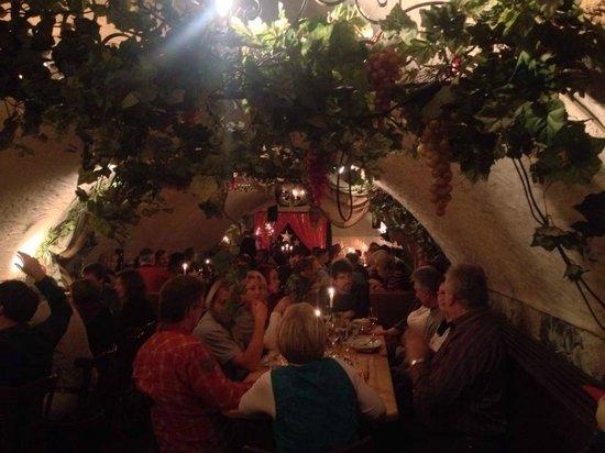 Weinkeller Theaterrestaurant anno 1845