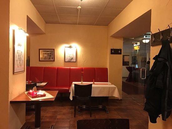 Old Cinema Bowling &