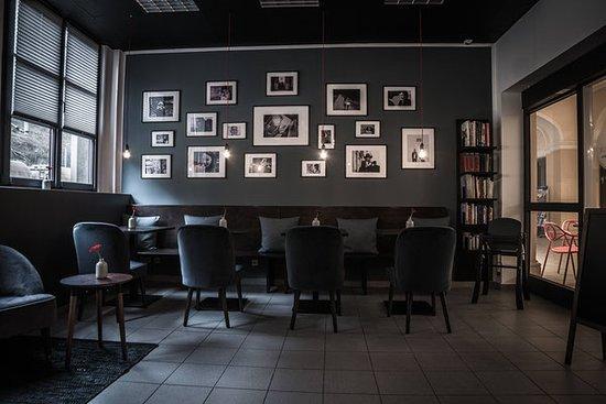 Cafe & Bistro Drehscheibe